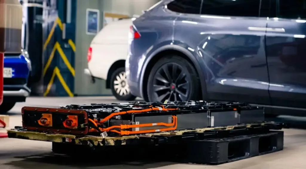 tesla replacement-battery cost